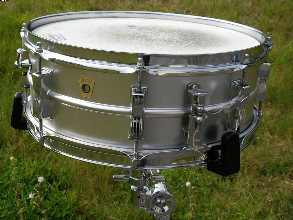 Ludwig Acrolite #532137.JPG