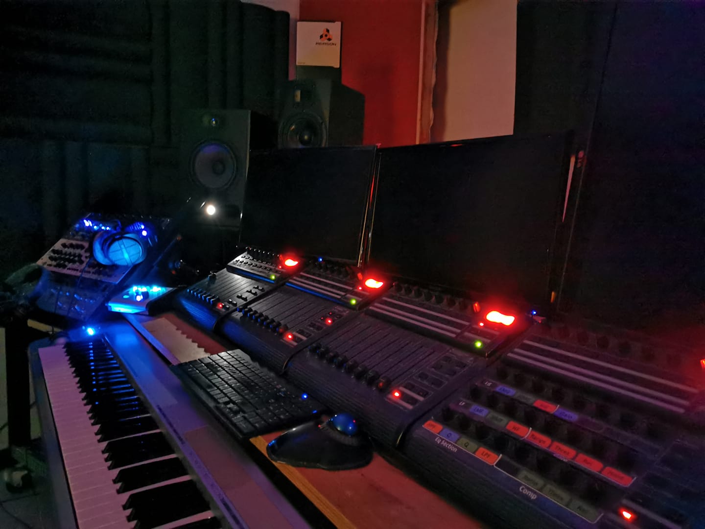 studio mc dark.jpg