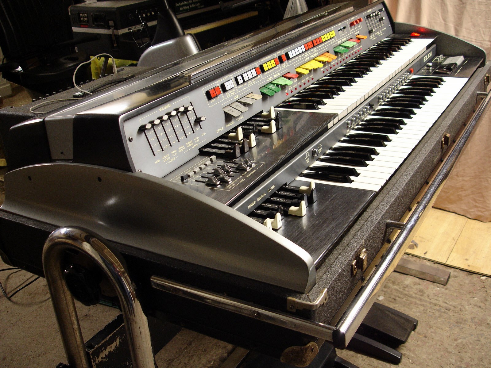 1978 Elka X705 Space Organ.jpg