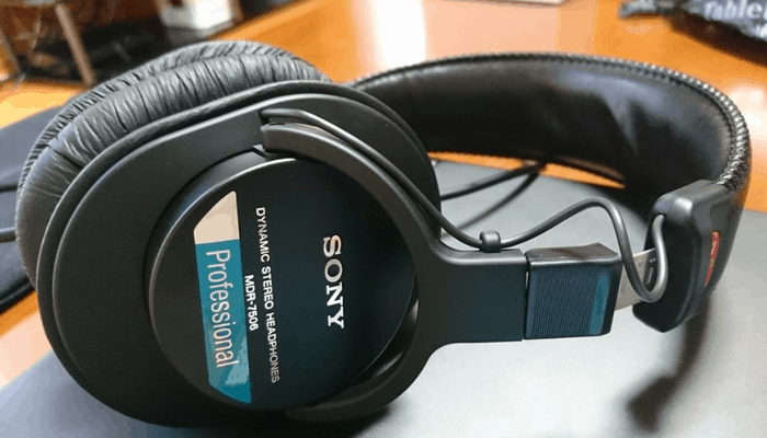 Sony-Mdr-7506-Closed-Back-Professional-Headphones.png